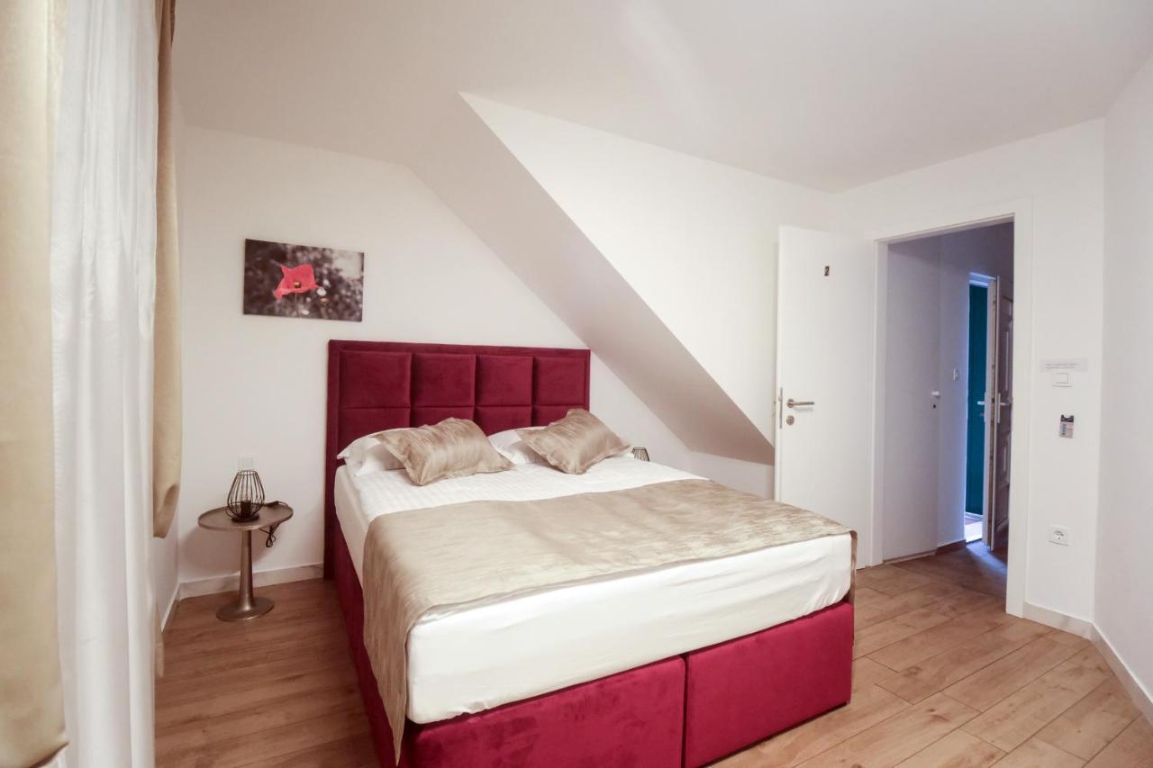 Luxury Guesthouse Bepa Split Exterior photo